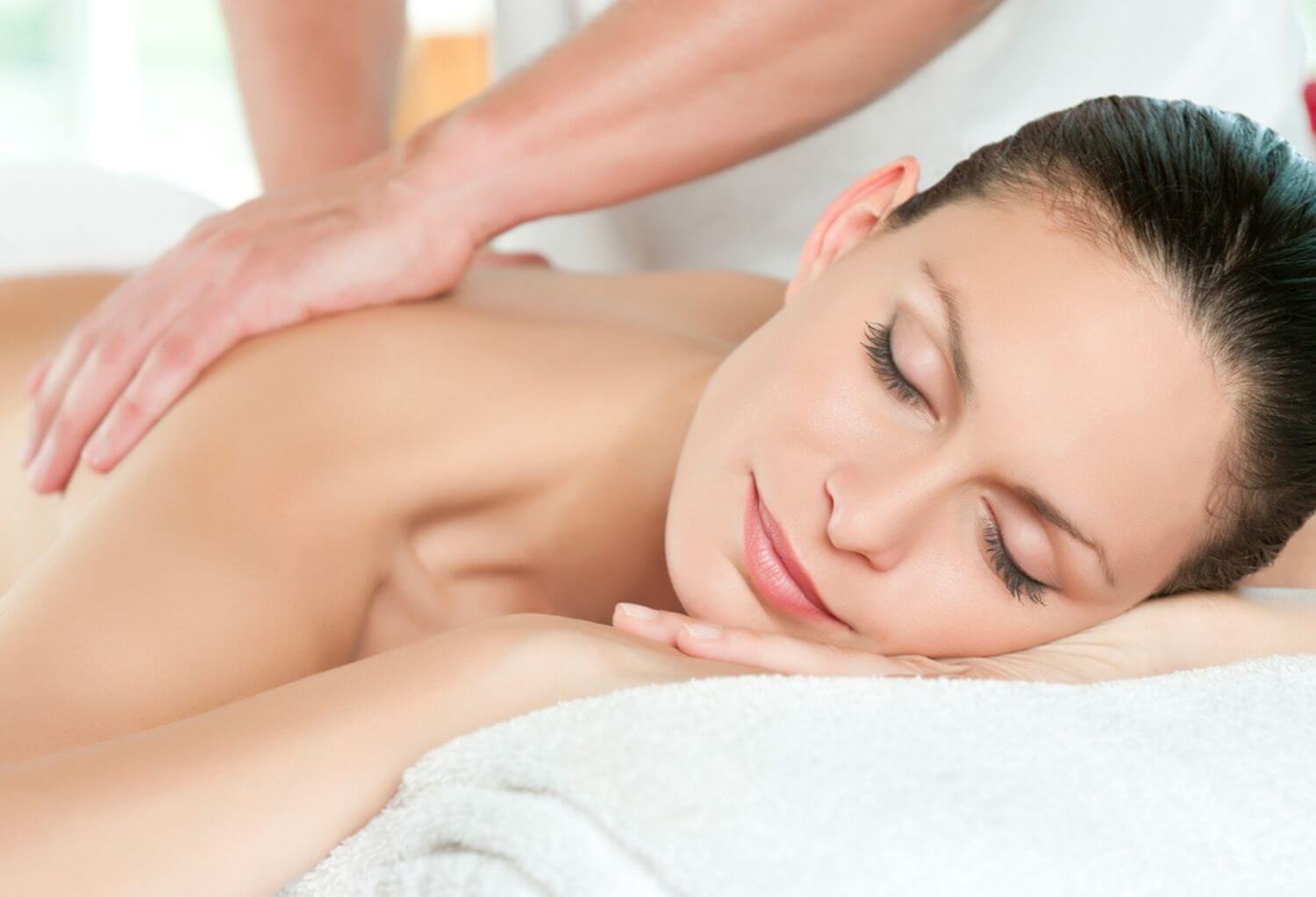 Los beneficios de un masaje relajante ¡Bienestar y cero estrés!